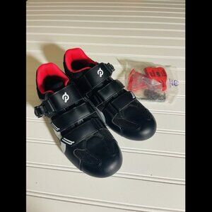 NWOB PELOTON Cycling Shoes 42 Women 11 Men 9 Click Adjustable Strap With Cleats